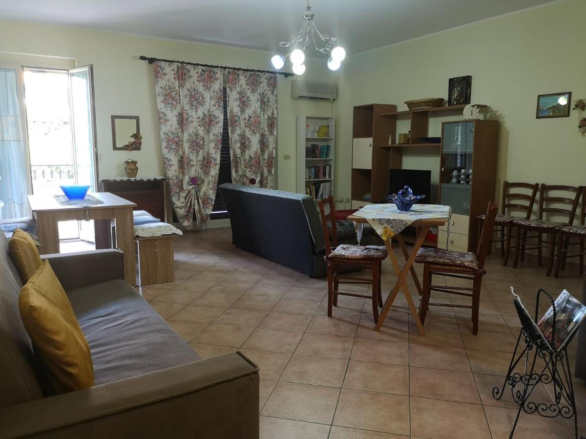 Relax House Villa Giardini Naxos Bagian luar foto
