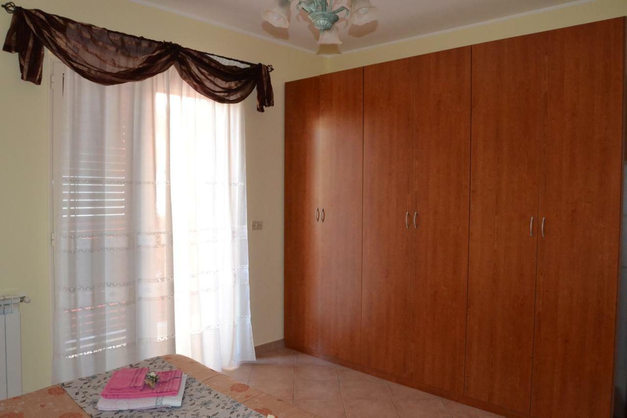 Relax House Villa Giardini Naxos Bagian luar foto